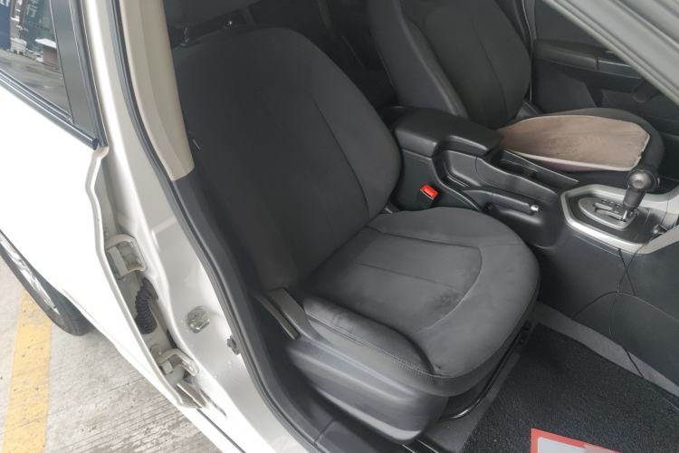 Used Venucia T70 2015 2.0L CVT Smart Choice Edition