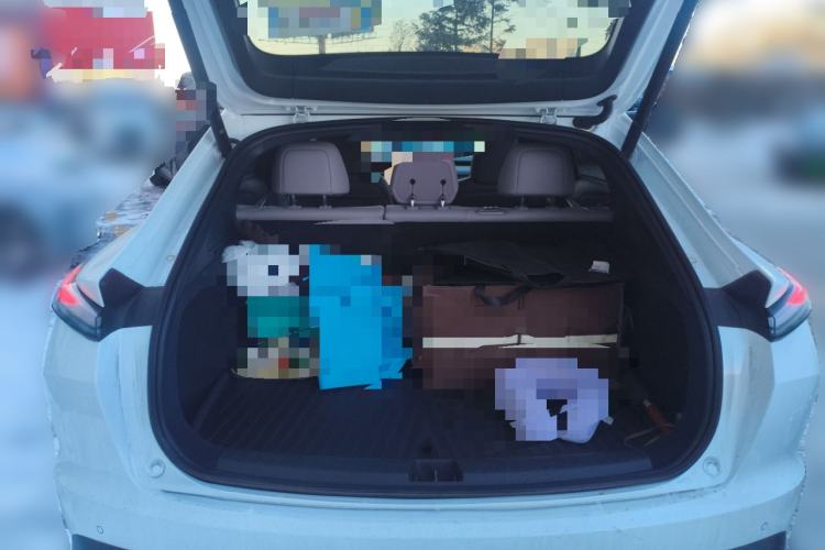 Used ONVO L60 2024 60 kWh Rear-Drive Version