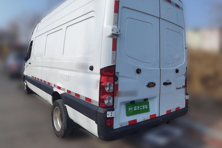 Used JAC Group Sunray 2024 2.5T Star Logistics Flagship Edition Dual-Tire High-Roof 2/3-Seater D25TCIF1