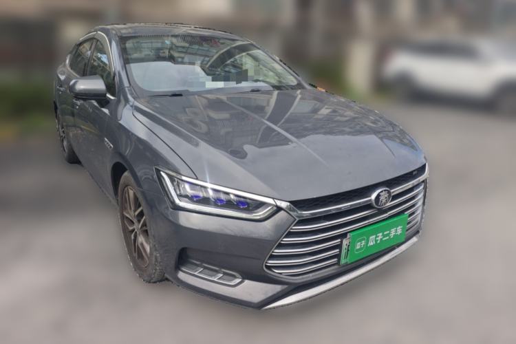 Used BYD Qin Pro New Energy 2019 DM Super Edition 1.5TI Automatic Smart Connect Enjoyment Model China VI Standard Front Right 45 Deg