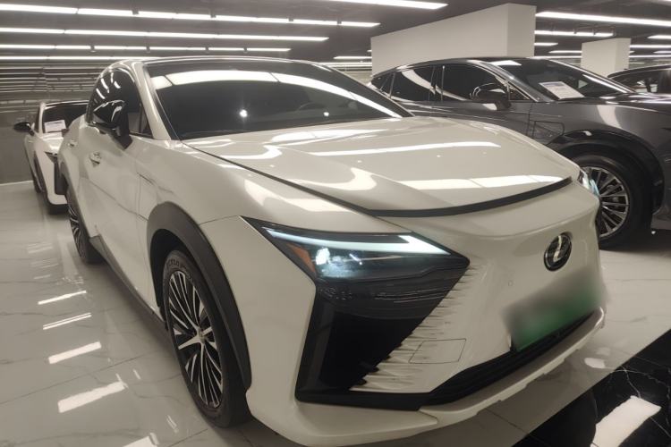 Used Lexus RZ 2023 450e All-Wheel-Drive Long-Range Version Front Right 45 Deg