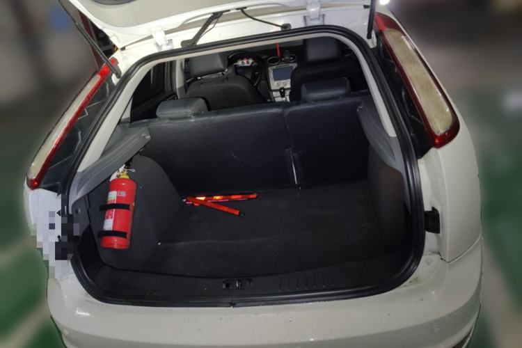 Used Ford Focus 2013 Hatchback Classic 1.8L Automatic Base Model