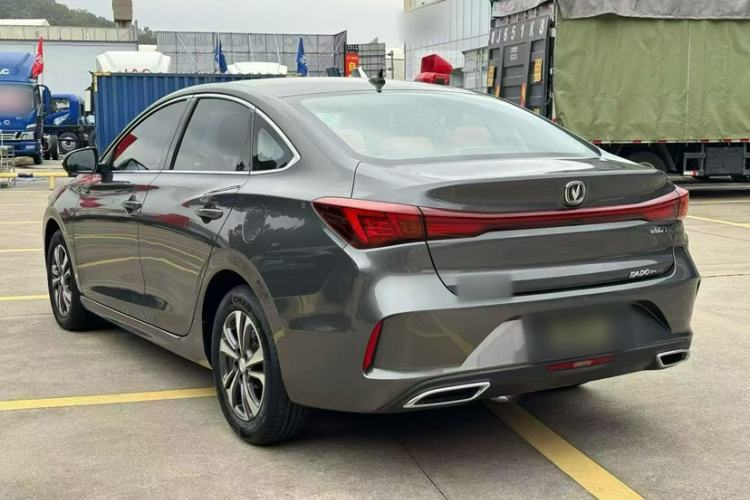 Used CHANGAN Eado 2023 Changan Edition PLUS Blue Whale NE 1.4T GDI DCT Prestige Version
