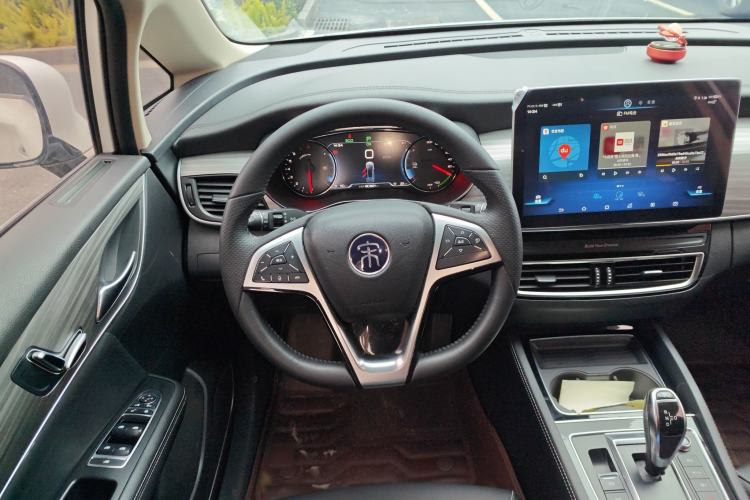 Used BYD Song MAX New Energy 2019 DM 1.5T Smart Connect Enjoyment Model 7 Seats China V Emission Standard
