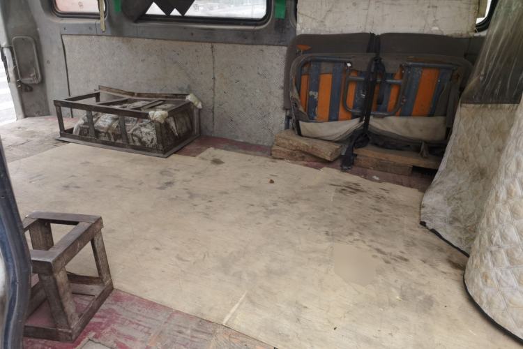 Used Iveco Power Daily  Left Rear Seat