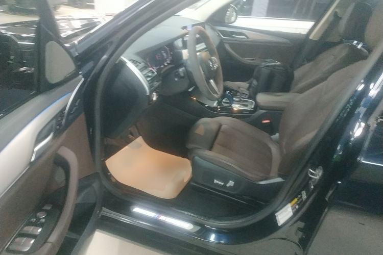 Used BMW iX3 2022 Leading Type Driver Seat