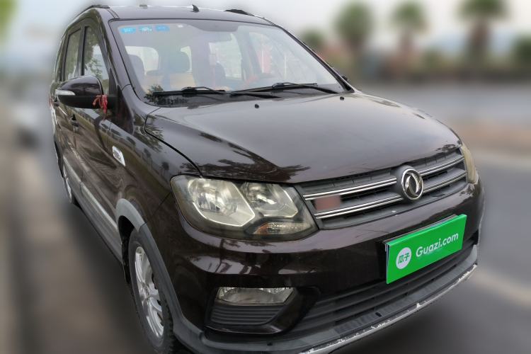 Used Dongfeng Fengon 370 2016 1.5L Manual Elite Home Edition 7-Seater