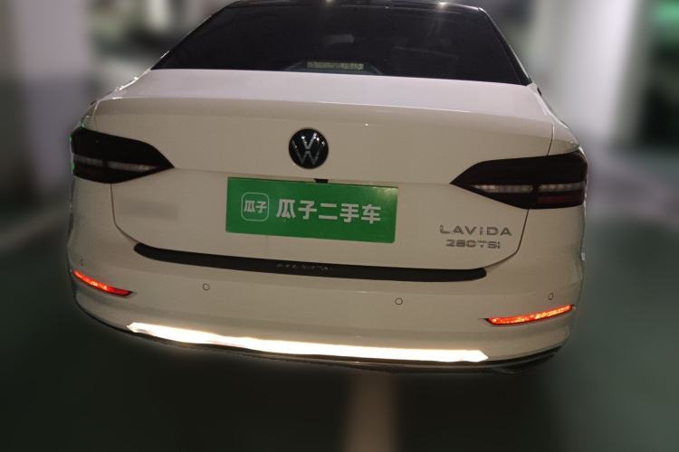 Used Volkswagen Lavida 2022 1.5L Manual Comfort Edition