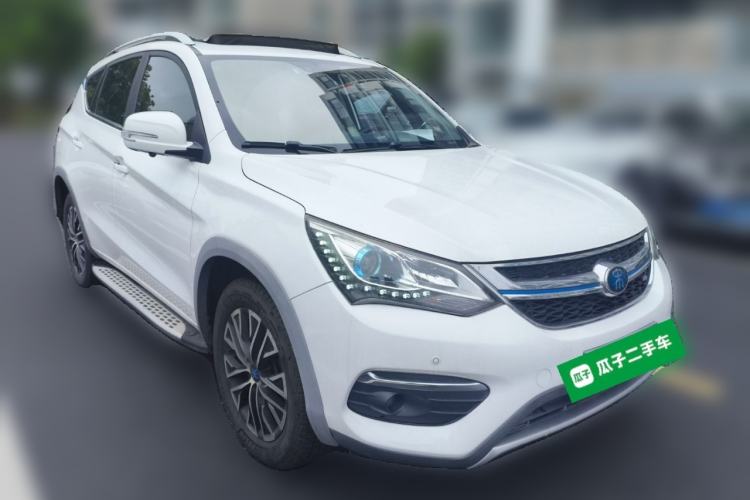 Used BYD Song New Energy 2017 Song DM 1.5TID All-Wheel Drive Prestige Model Front Right 45 Deg