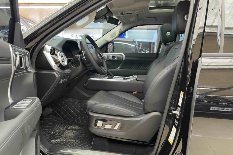 Used Tank 400 New Energy 2024 Hi4-T Off-Road Edition Interior 3