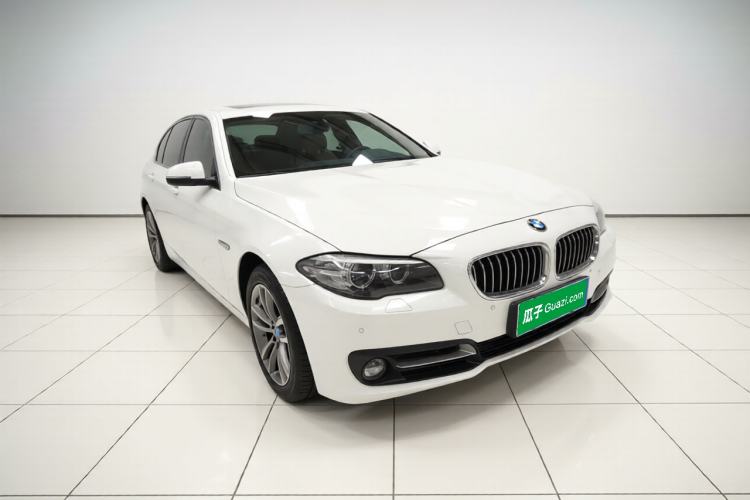 Used BMW 5 Series 2014 520Li Elegant Model
