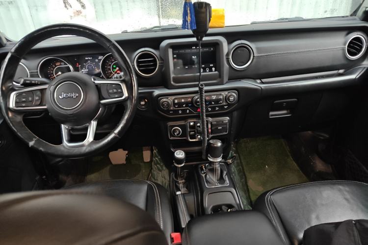 Used Jeep Wrangler 2018 2.0T Sahara Four-Door Edition