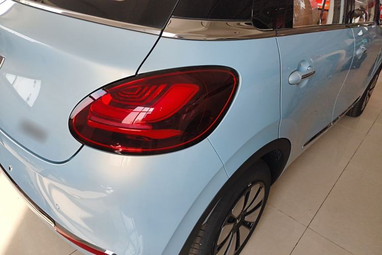 Used Wuling Bingo 2025 333 km Enjoyment Version Right Rear Taillight