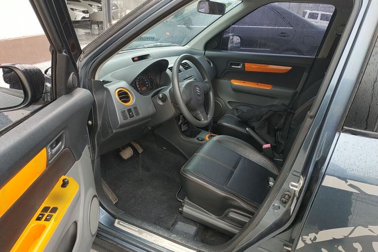 Used Suzuki Swift 2016 1.5L Automatic Fashionable Coolplay Edition
