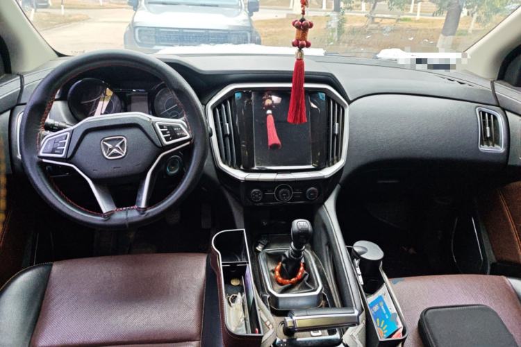 Used JMC Yusheng S350 2016 2.0T Manual Two-Wheel Drive Gasoline Luxury Edition 5 Seats