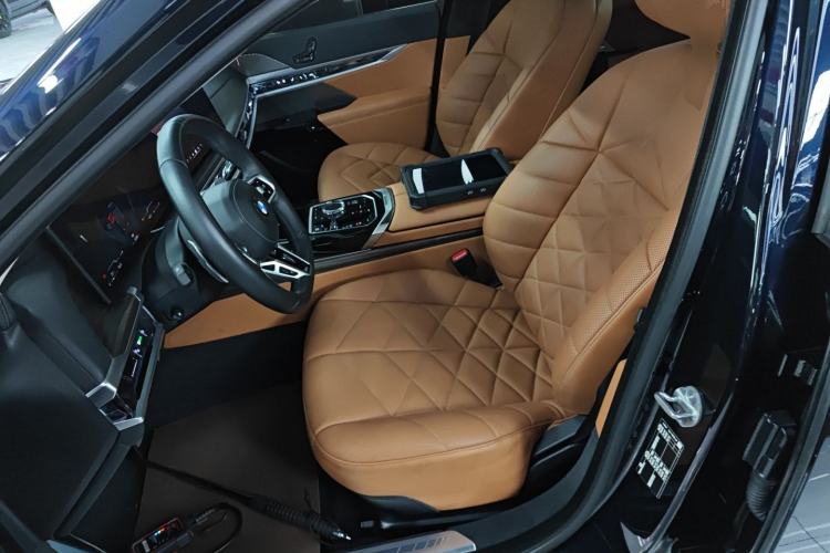 Used BMW 7 Series 2023 735Li M Sport Package