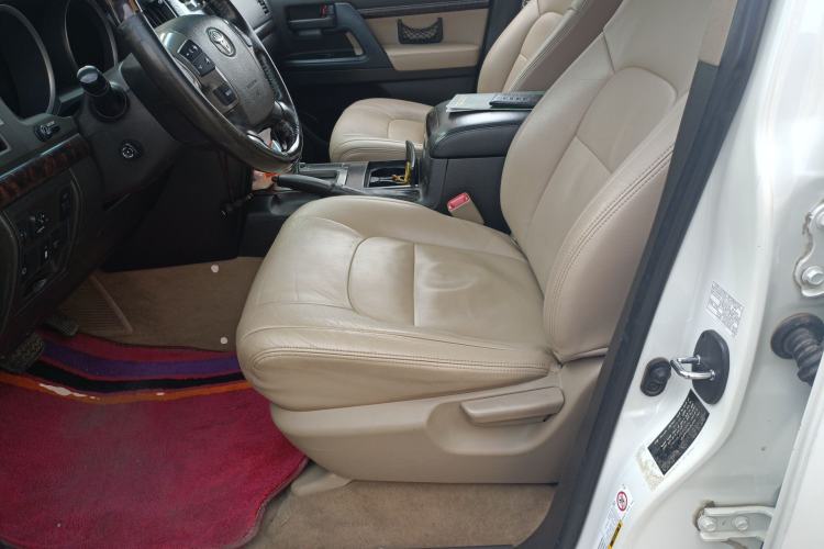 Used Toyota Land Cruiser  Left Front Seat