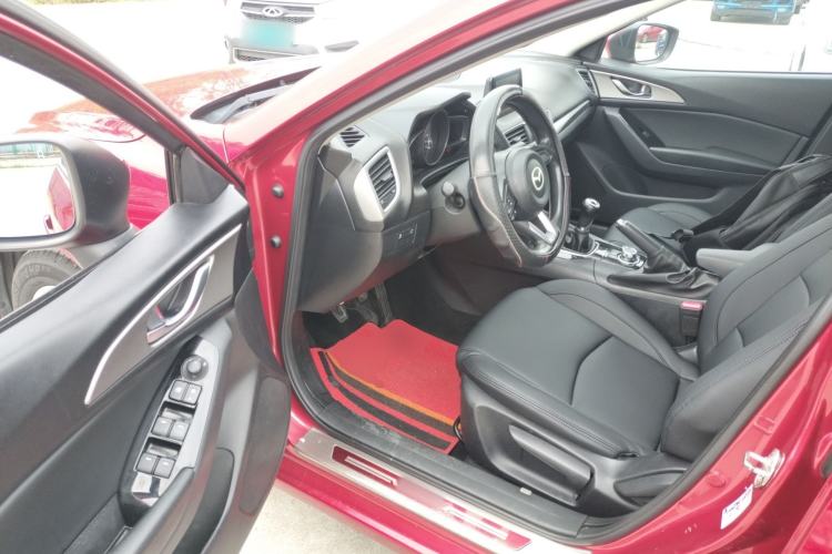 Used Mazda Mazda 3 Axela 2017 Sedan 1.5L Manual Luxury Model Emission Standard China V