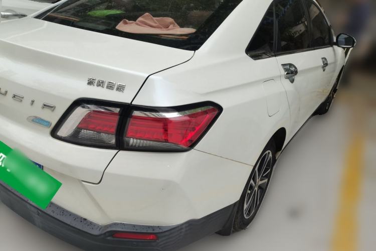 Used Venucia D60 2018 1.6L CVT Smart Connect Elite Edition