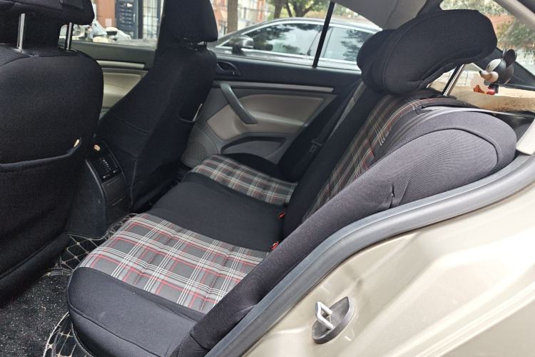 Used Skoda Octavia 2013 1.6L Manual Yijie Edition Left Rear Seat