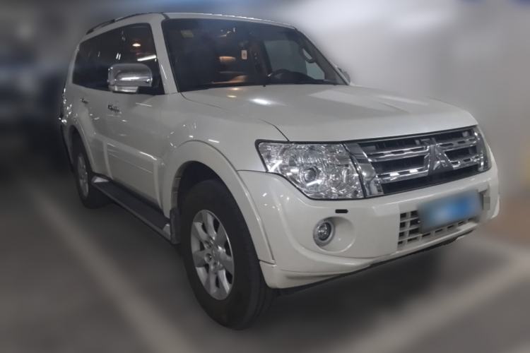 Used Mitsubishi Pajero 2011 3.0L Elite Edition
