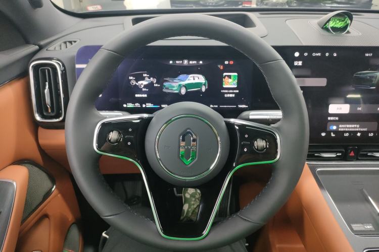 Used Hima AITO M8 2025 Extended-Range Ultra Version 53.4 kWh 6-Seater Edition