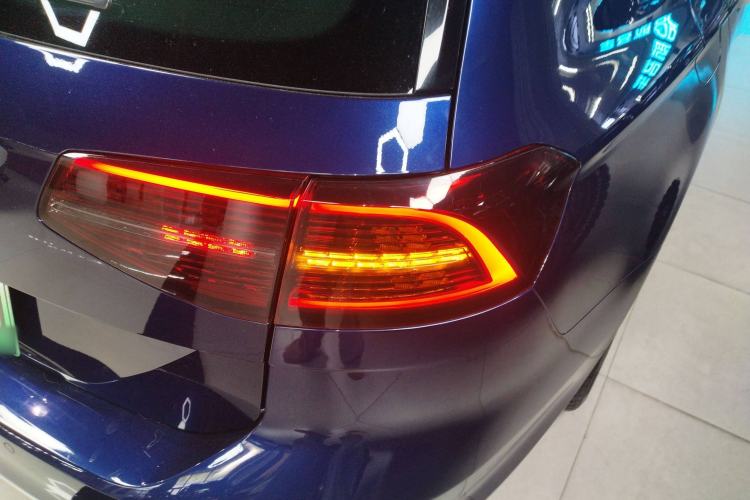 Used Volkswagen Variant New Energy 2019 GTE model
