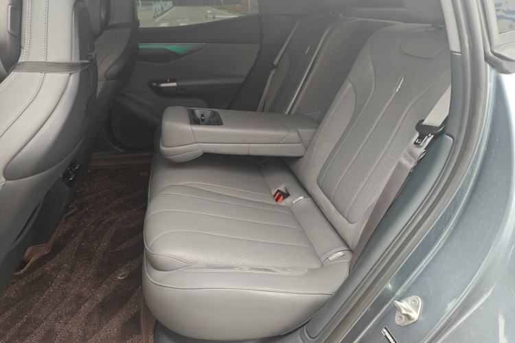 Used Lynk & Co 07 2024 EM-P 126 Long-Range Ultra
