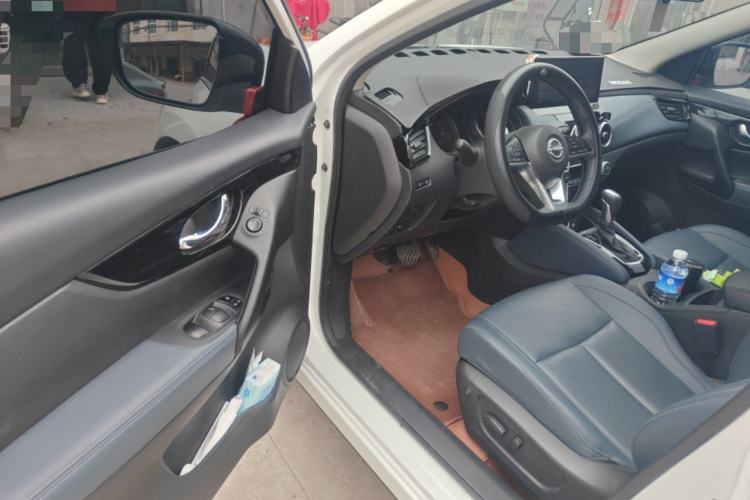 Used Nissan Qashqai 2025 Honor 2.0L CVT XV+ Leading Edition Driver Seat