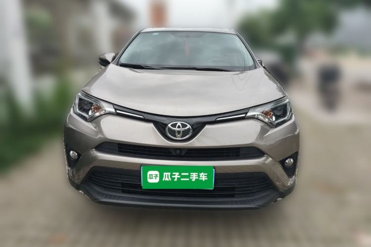 Used Toyota RAV4 2019 2.0L CVT Two-Wheel Drive Fashion X Limited Edition China V Standard