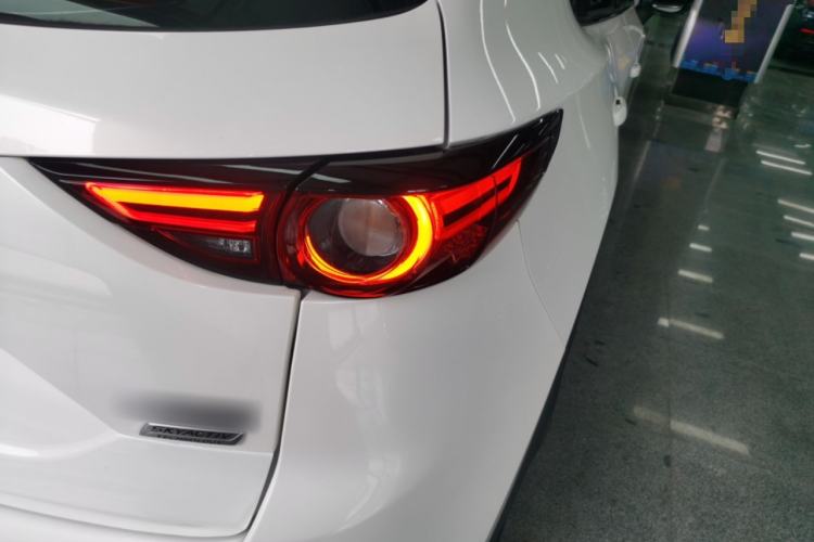 Used Mazda CX-5 2020 Revised Version 2.0L Automatic Two-Wheel Drive ZhiZun Trim Right Rear Taillight