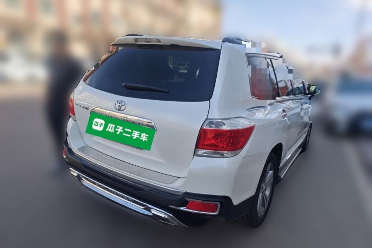 Used Toyota Highlander 2012 2.7L Two-Wheel Drive 7-Seater Luxury Edition Rear Right 45 Deg