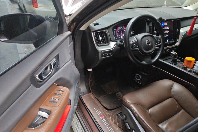 Used Volvo XC60 2020 T5 4x4 Zhiyi Luxury Edition Driver Seat