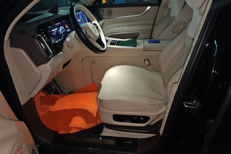 Used Hima AITO M9 2024 Range-Extended Ultra Version 52 kWh 6-Seater Model