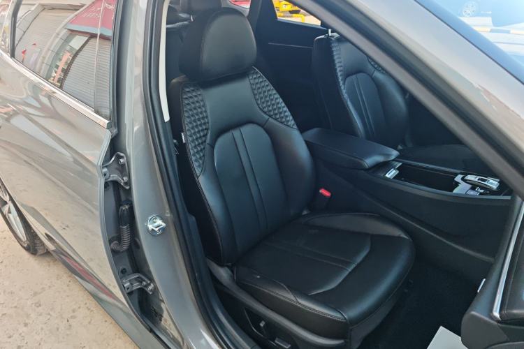 Used Hyundai Sonata 2020 270TGDi DCT GLS Elite Edition Right Front Seat