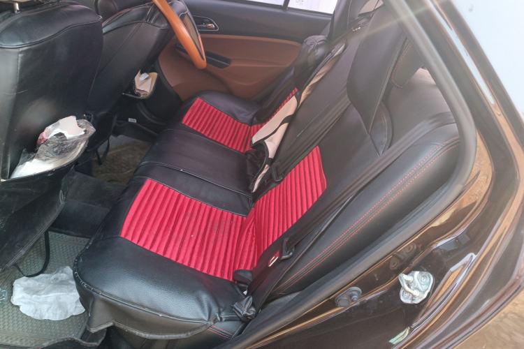 Used Geely Auto Diamond 2016 1.5L Manual Entry-Level Trim