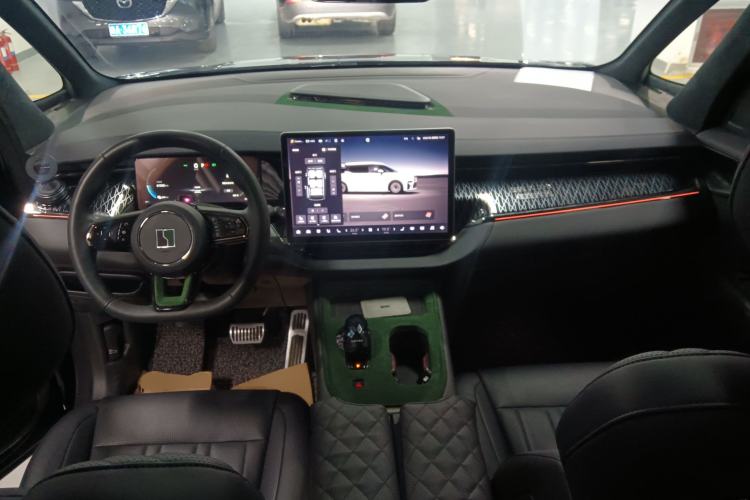 Used Zeekr 009 2022 WE Edition