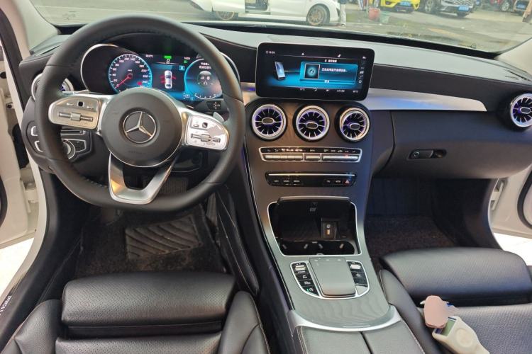 Used Mercedes-Benz C-Class 2020 C 260 L Sport Edition Center Console