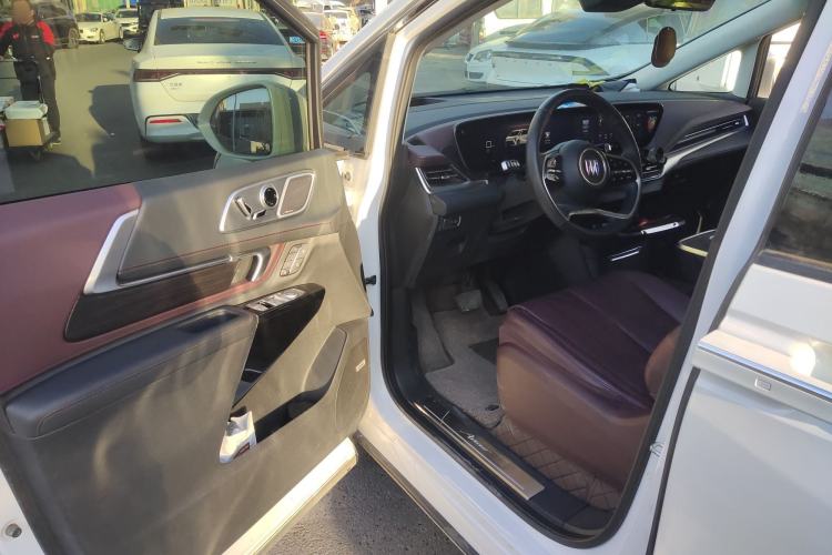 Used Buick Century 2023 2.0T Six-Seater Yinshi Edition