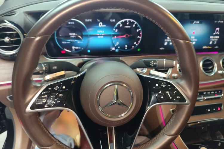 Used Mercedes-Benz E-Class 2022 Second Facelift E 300 L Luxury Edition
