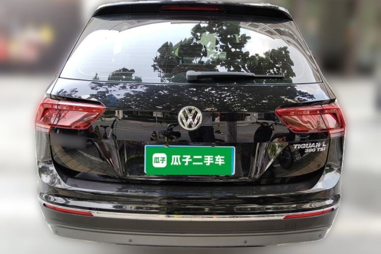 Used Volkswagen Tiguan L 2017 380TSI Automatic All-Wheel-Drive Luxury Edition Rear