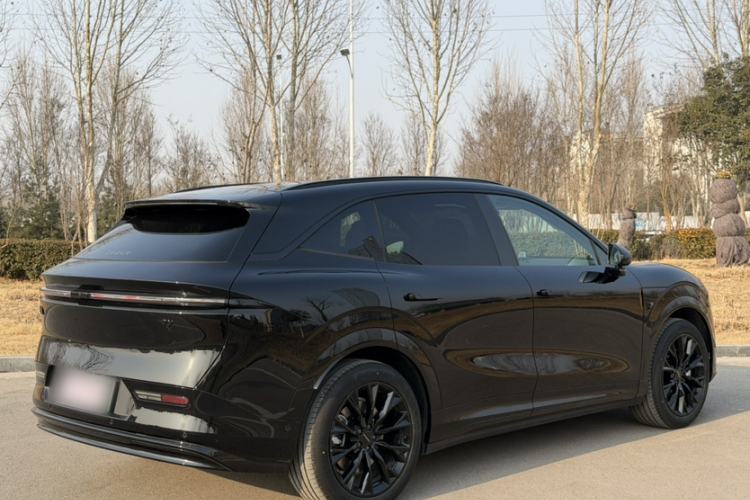 Used Zeekr 7X 2025 100 kWh Long-Range Rear-Wheel Drive with Intelligent Driving Features