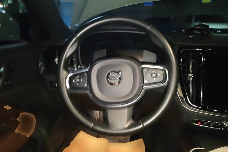Used Volvo S60 2022 B4 Zhiyi Luxury Edition Steering Wheel