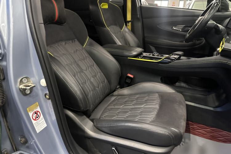 Used CHANGAN UNI-T 2022 1.5T Sport Edition Flagship Version Right Front Seat