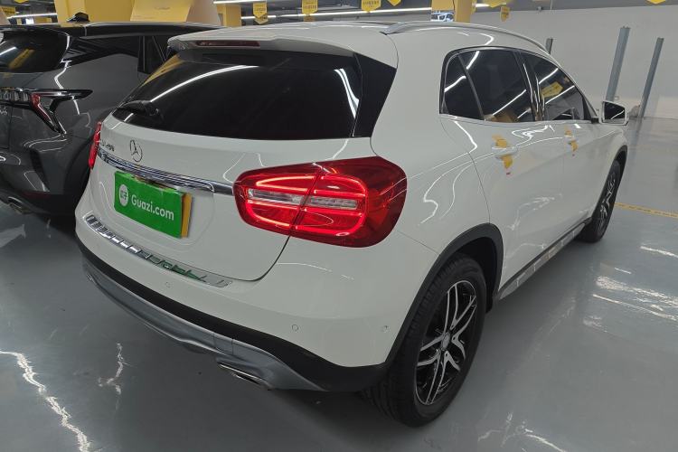 Used Mercedes-Benz GLA 2015 GLA 200 Fashion Model