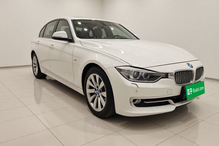 Used BMW 3 Series 2013 Facelifted 320Li Luxury Design Package