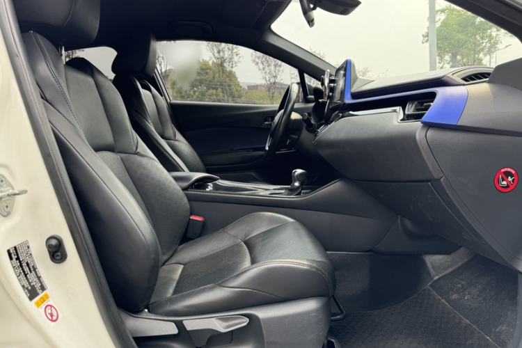 Used Toyota IZOA 2018 2.0L Yichi Edition China V Standard
