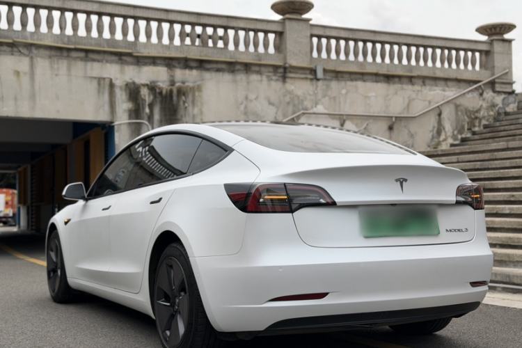 Used Tesla Model 3 2022 Rear-Wheel-Drive Version Exterior 3