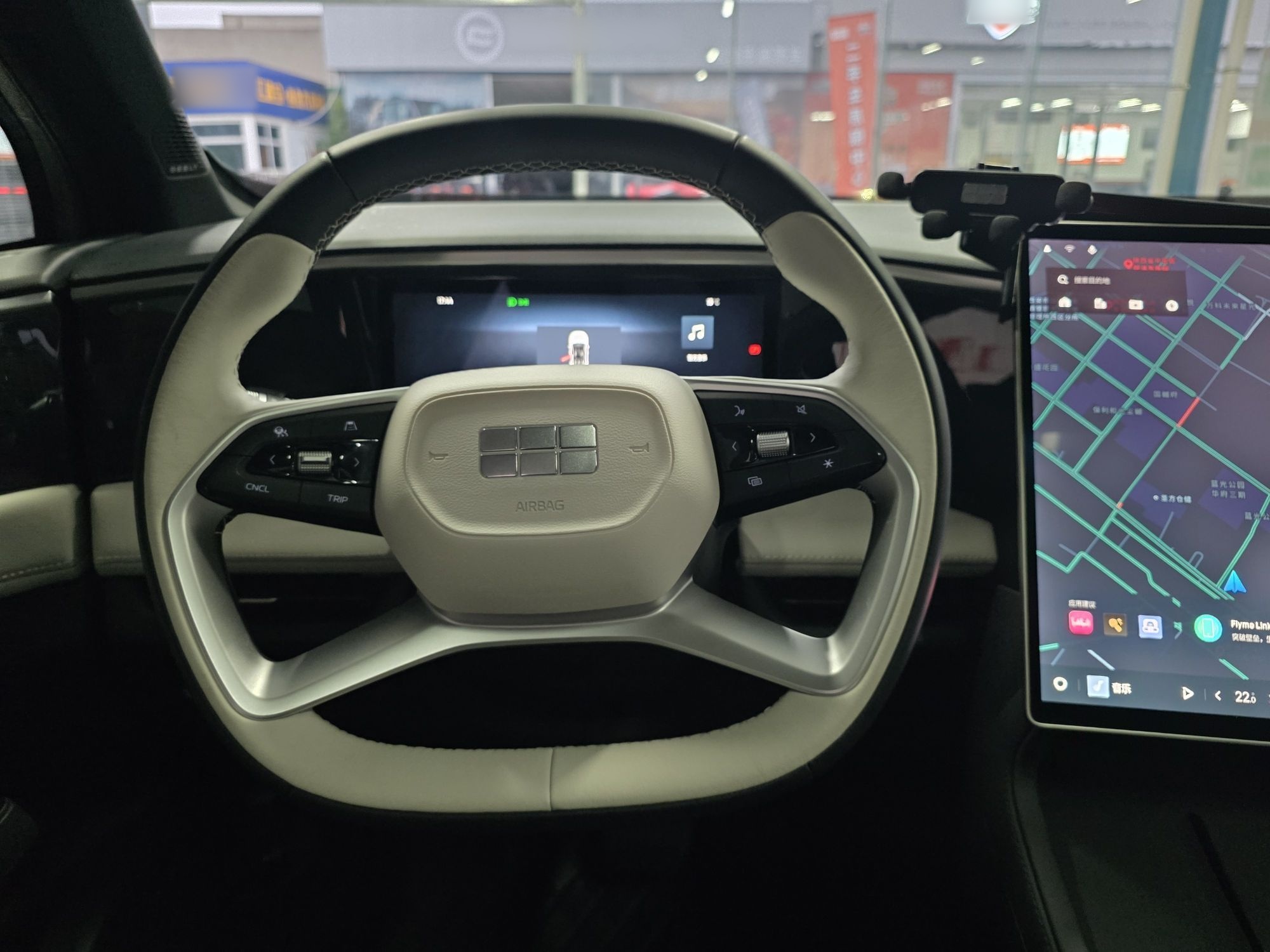 Geely Galaxy L7 2025 EM-i 115km Exploration+ Edition — снимка 10