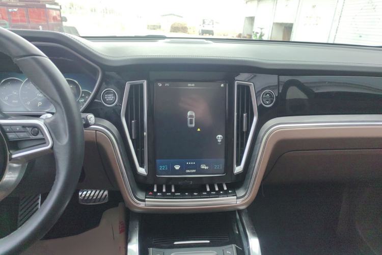 Used Zotye T700 2017 1.8T Dual-Clutch Prestige New Year Edition